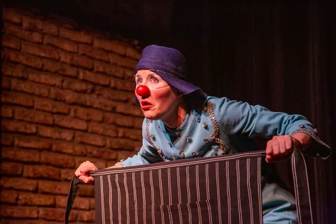 Una función de clown en la Sala Andralis.